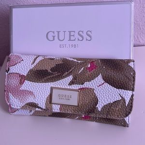 Guess Wallet